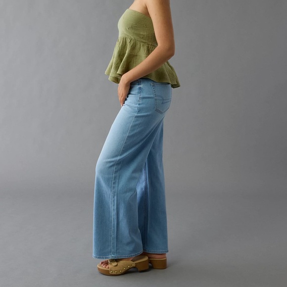 AE Dreamy Drape Stretch Curvy Super High-Waisted Baggy Wide-Leg Jean Size 12 - Picture 3 of 10